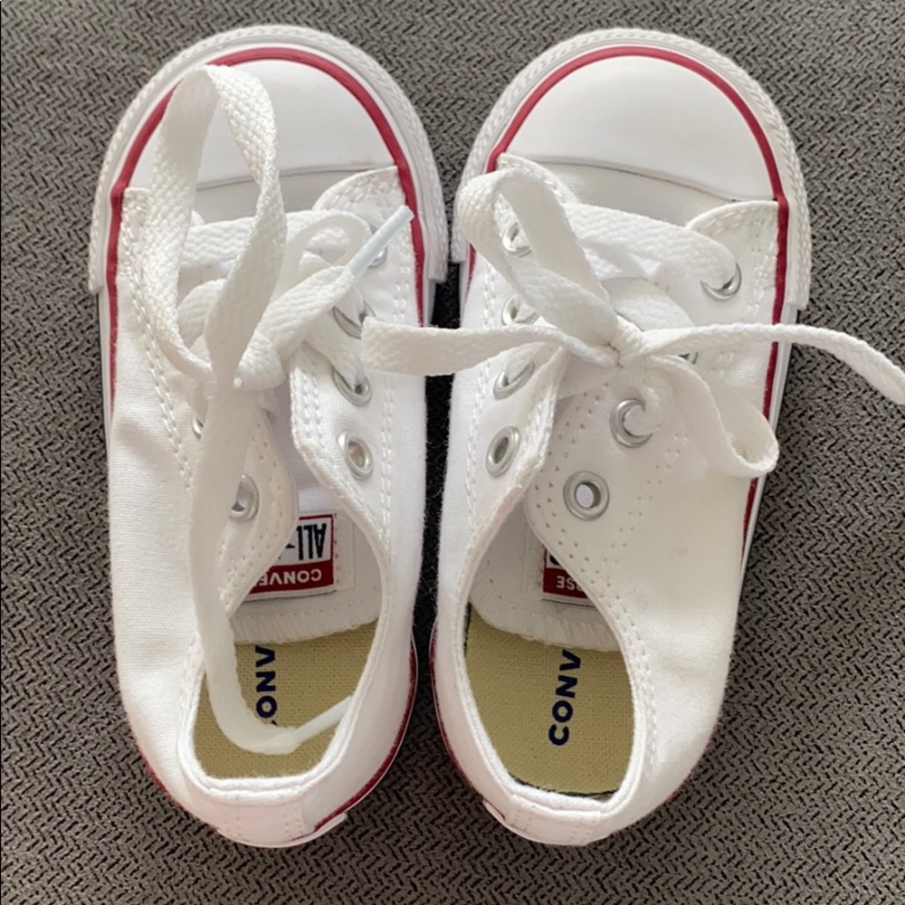 Kids Converse All*Star size 6, color white
